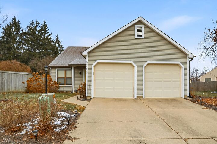 Property Photo:  6710 Limerick Court  IN 46250 