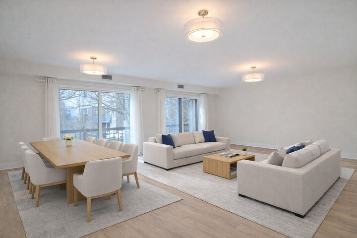 Property Photo:  2740 W Farragut Avenue 1  IL 60625 