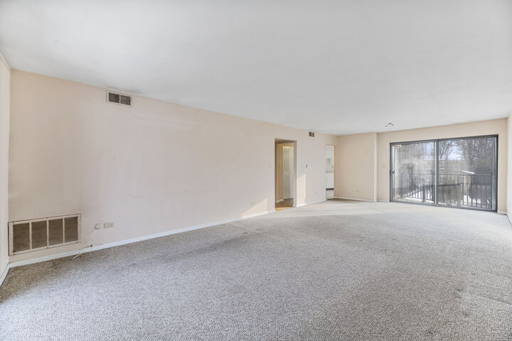 Property Photo:  5019 Mulford Street 201  IL 60077 