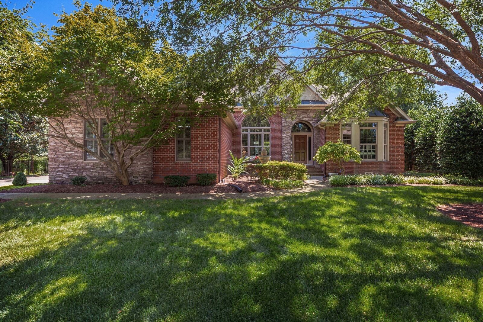 Property Photo:  1504 Winterberry Dr  TN 37130 