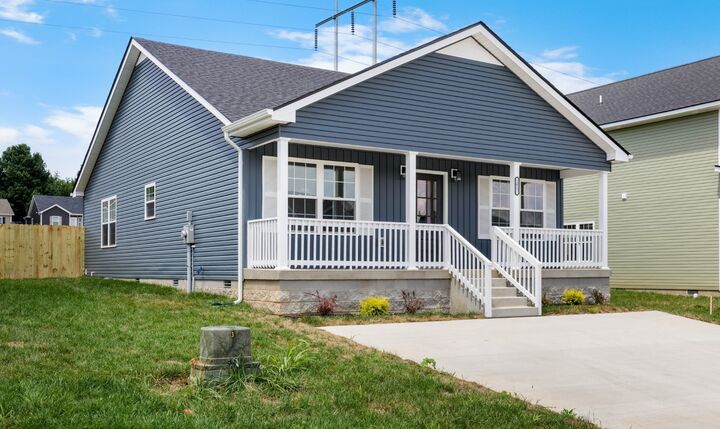 Property Photo:  471 Mattingly Dr  TN 37042 