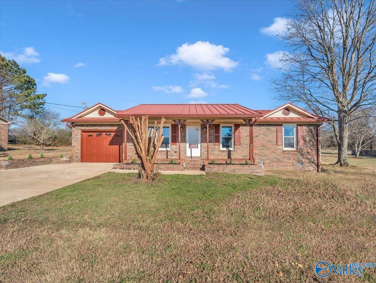 Property Photo:  20647 Harris Loop Road  AL 35620 