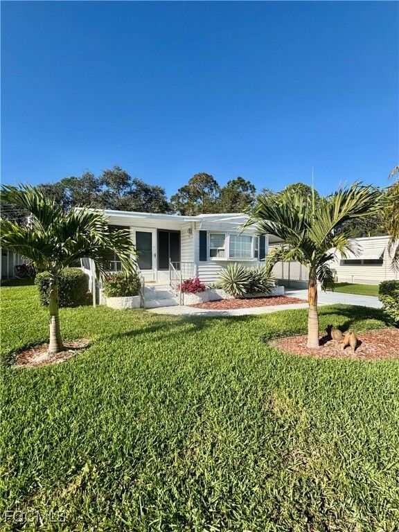 Property Photo:  341 Shrub Lane S  FL 33917 