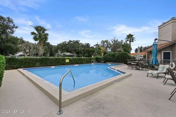 Property Photo:  116 Governor Street 124  FL 32043 