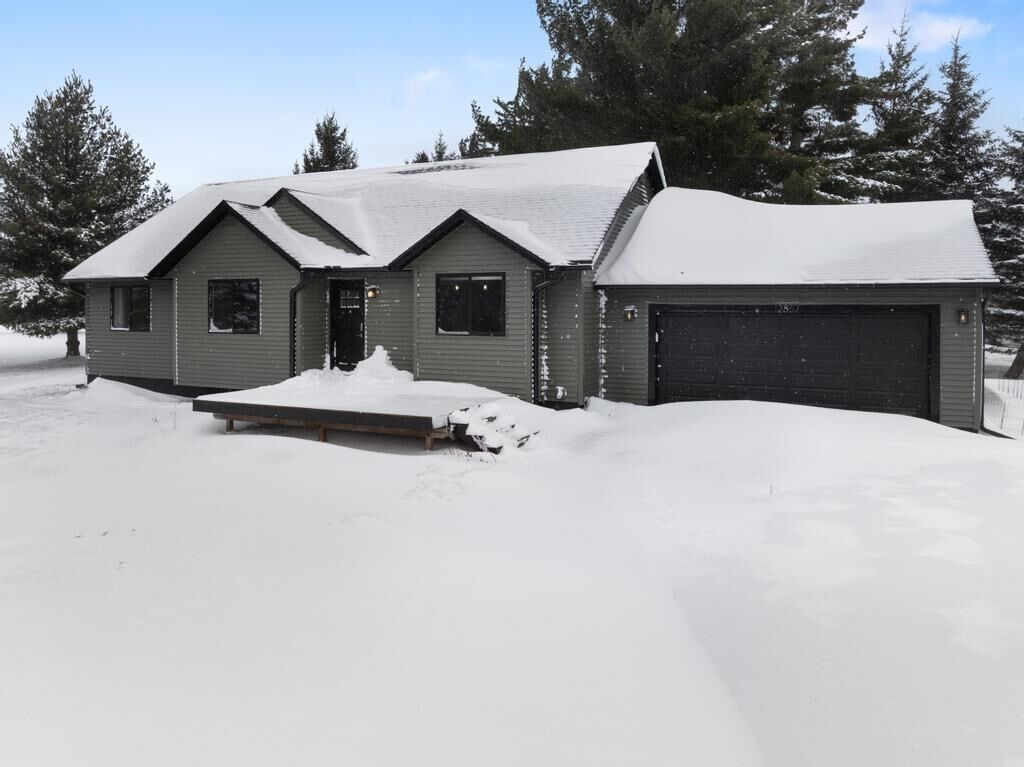 Property Photo:  12857 Castle Pines  MI 49720-9557 