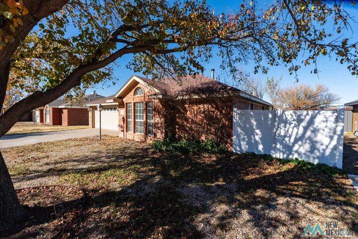 Property Photo:  216 Mariposa Drive  NM 88101 