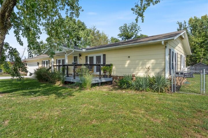 Property Photo:  903 Water Tower Road  AR 72712 