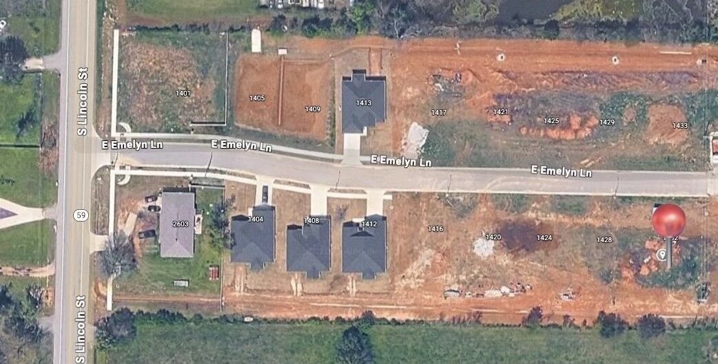 Property Photo:  1432 E Emelyn Lane  AR 72761 