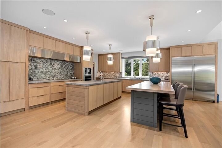 Property Photo:  2 Black Rock Dr  MA 02043 