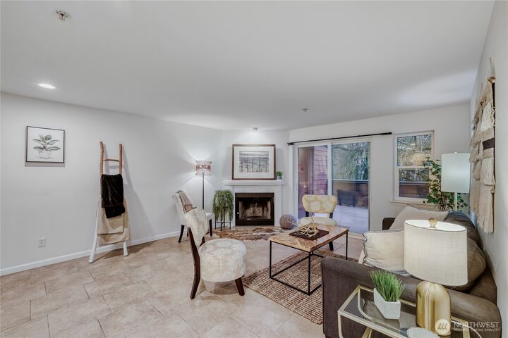 Property Photo: 15805 Waynita Way NE D107 WA 98011