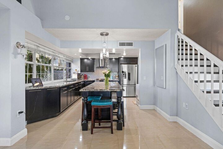 Property Photo:  1202 Copley Court  FL 33436 