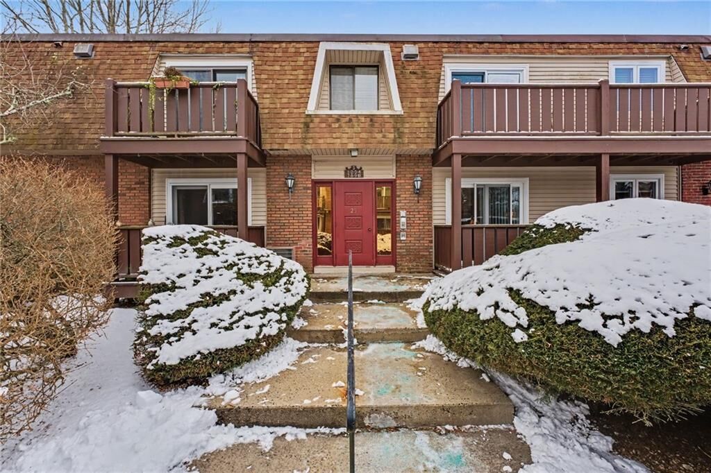Property Photo:  25 School Street 3S  RI 02891 