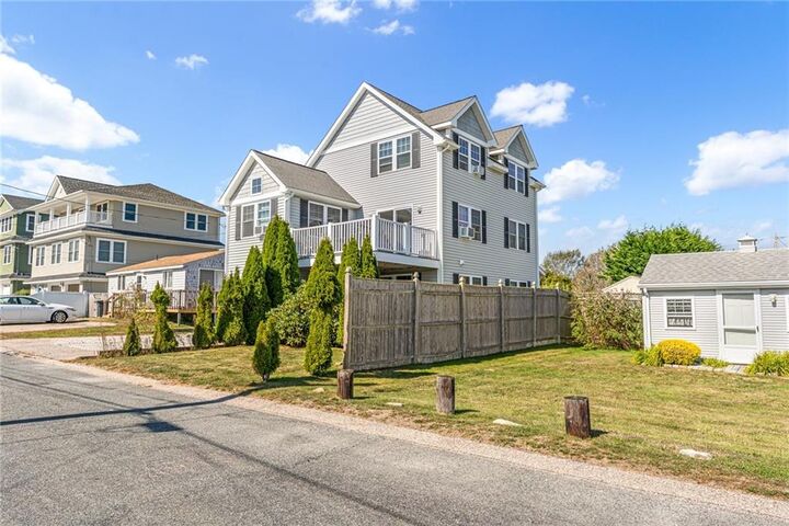 Property Photo:  16 Homestead Road  RI 02882 