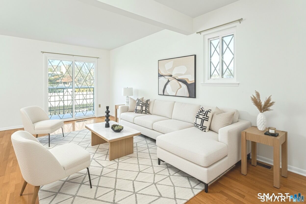 Property Photo:  54 Hope Street 4  CT 06906 