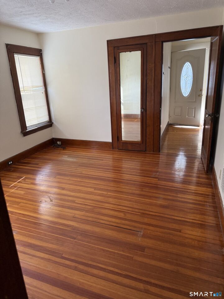 Property Photo:  5 Gardners Lane 1st Floor  CT 06401 