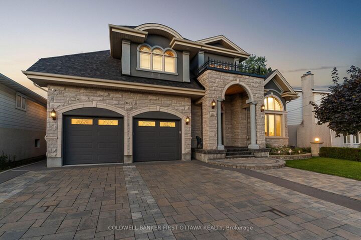 Property Photo:  1623 Claymor Avenue  ON K2C 1T4 