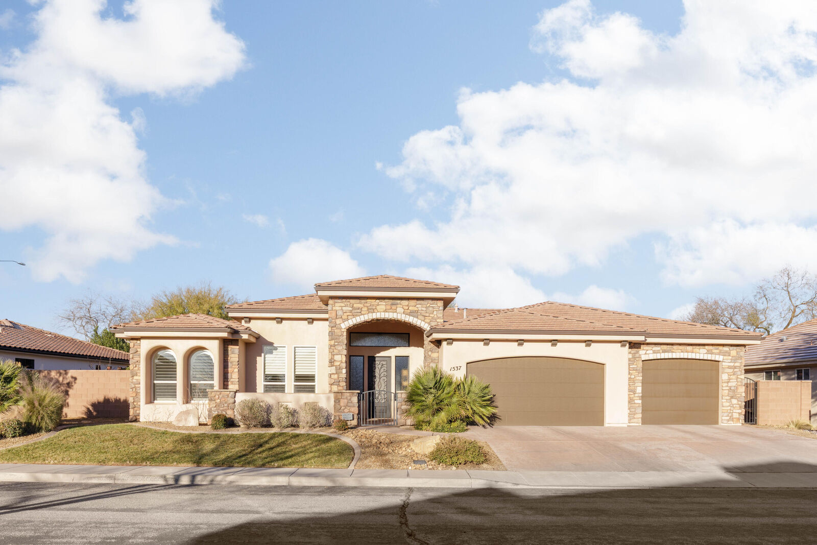 Property Photo:  1537 N Blacklion Rd  UT 84780 