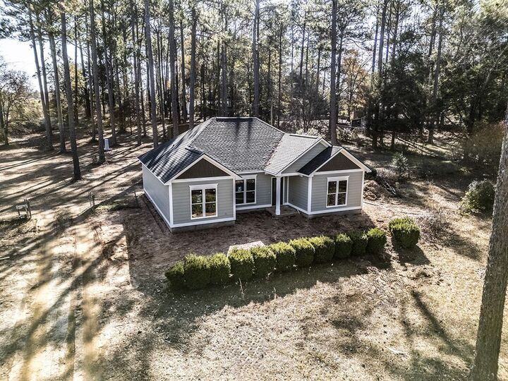 Property Photo: 153 Century Road W GA 31763