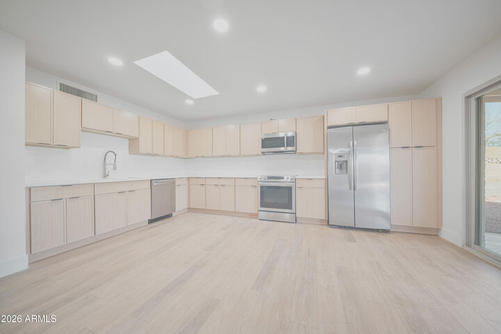 Property Photo:  8608 E Whitton Avenue  AZ 85251 