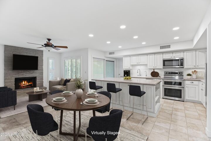 Property Photo: 8084 E Del Laton Drive AZ 85258