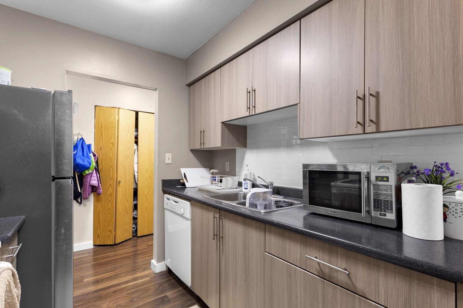 Property Photo:  4363 Halifax Street 119  BC V5C 5Z3 