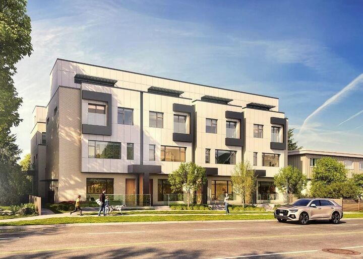Property Photo: 433 E 3rd Street 203 BC V7L 1G3