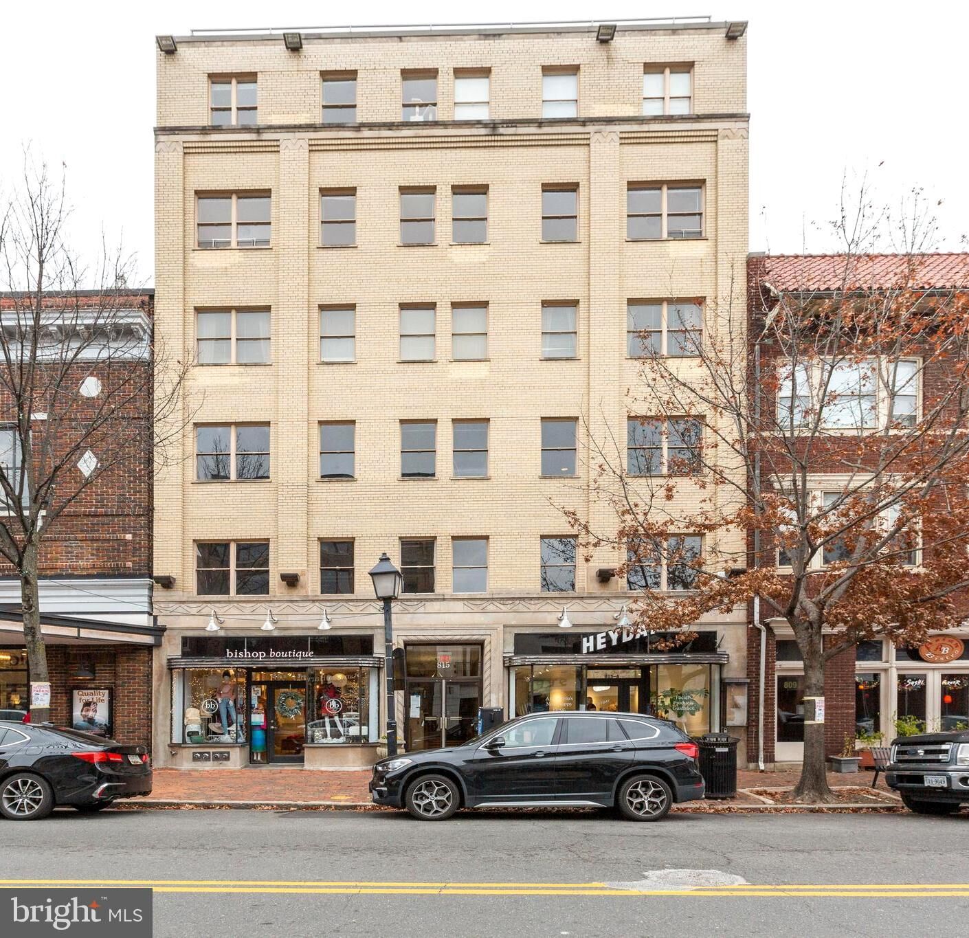 Property Photo:  815 King Street 6C  VA 22314 