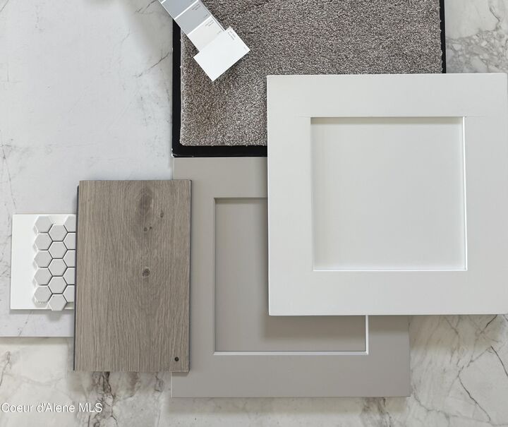 Property Photo:  627 Moscow St  ID 83864 