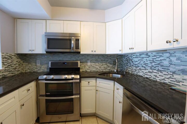 Property Photo:  2303 Jesse Way  NJ 08854 