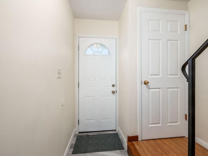 Property Photo:  1295 Woodbrook Lane  OH 43223 