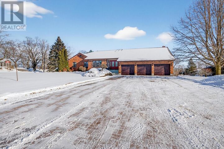 Property Photo:  1673 St Lawrence Avenue  ON K7L 2V1 