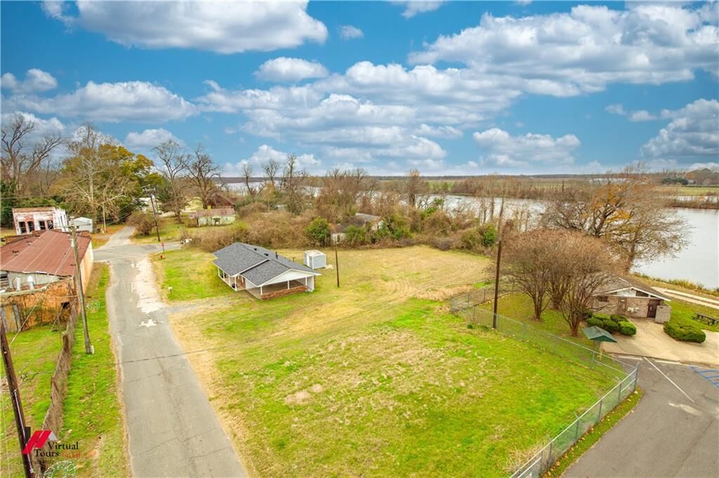 Property Photo: 2036 Abney Street LA 71019