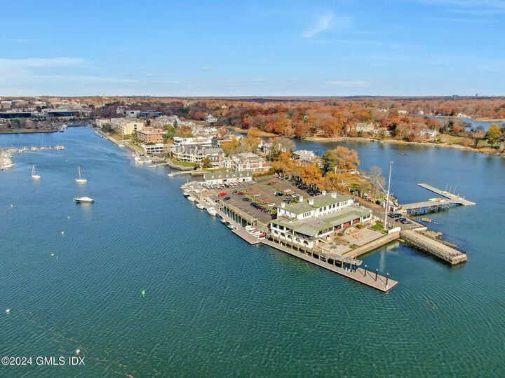 Property Photo:  630 Steamboat Road 4an  CT 06830 