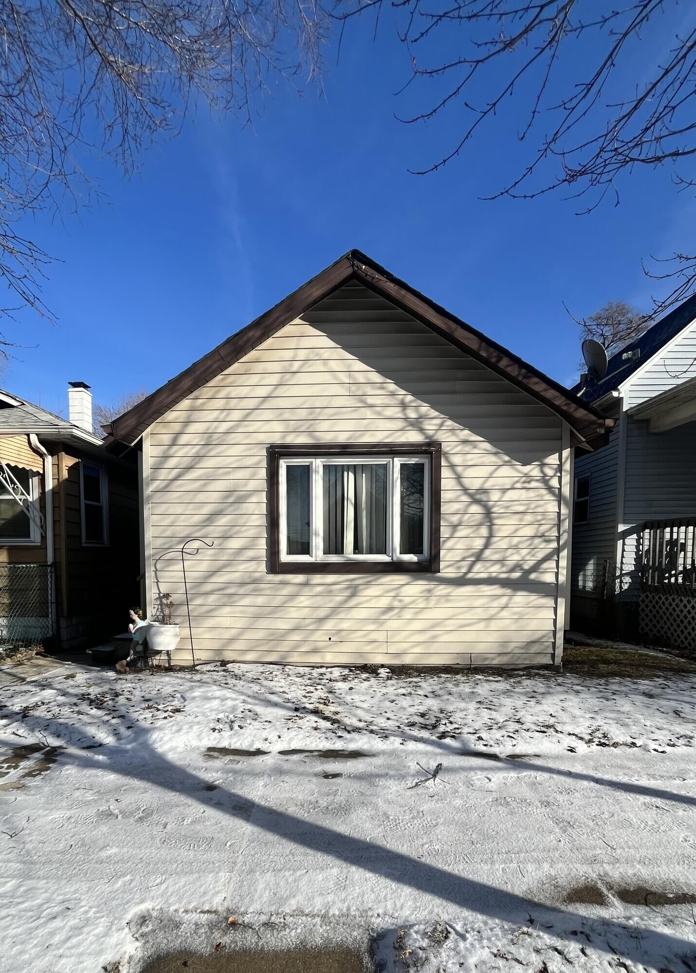 Property Photo:  4333 Torrence Avenue  IN 46327 