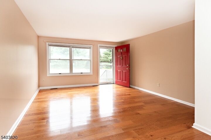 Property Photo:  7 Emmett Ave D  NJ 07960 