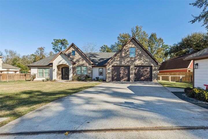 Property Photo: 21724 Stargrass Drive TX 77388