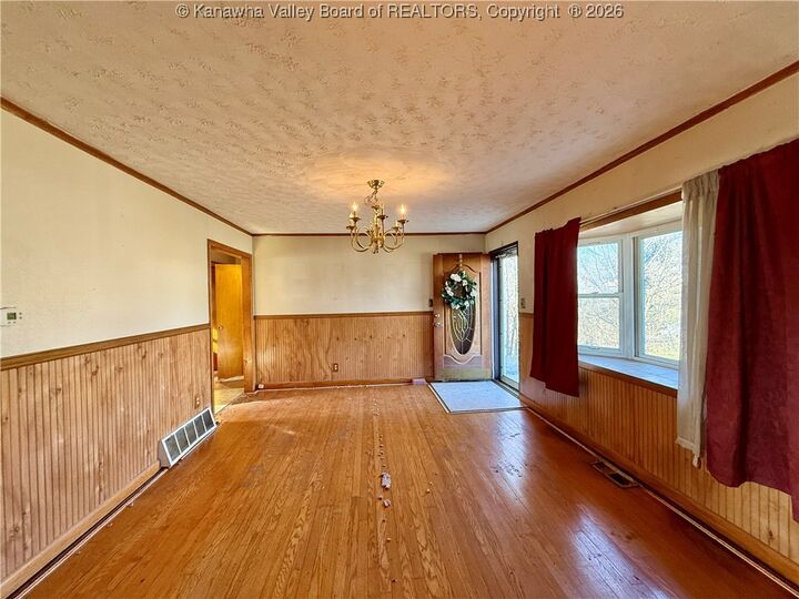 Property Photo:  5114 Dean Drive  WV 25313 