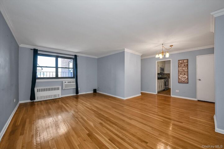 Property Photo:  85-10 151st Avenue 5E  NY 11414 