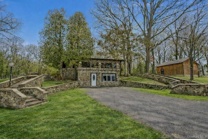 Property Photo:  21 Bird Hill Road  NY 10986 