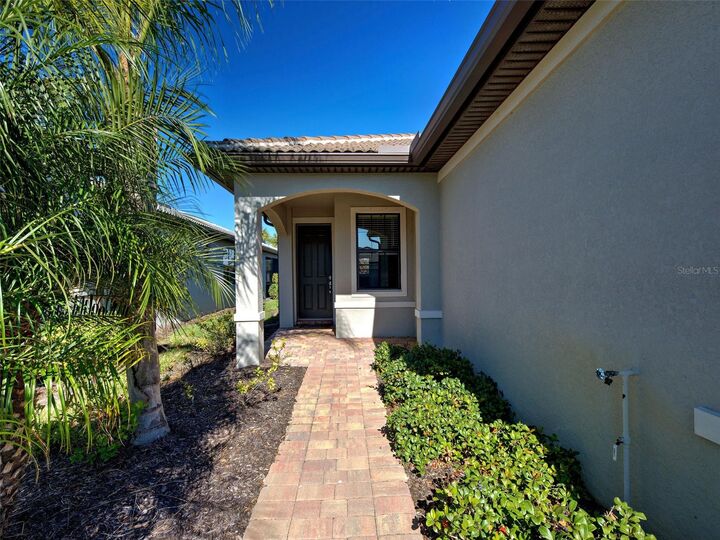 Property Photo:  13716 Vadini Street  FL 34293 
