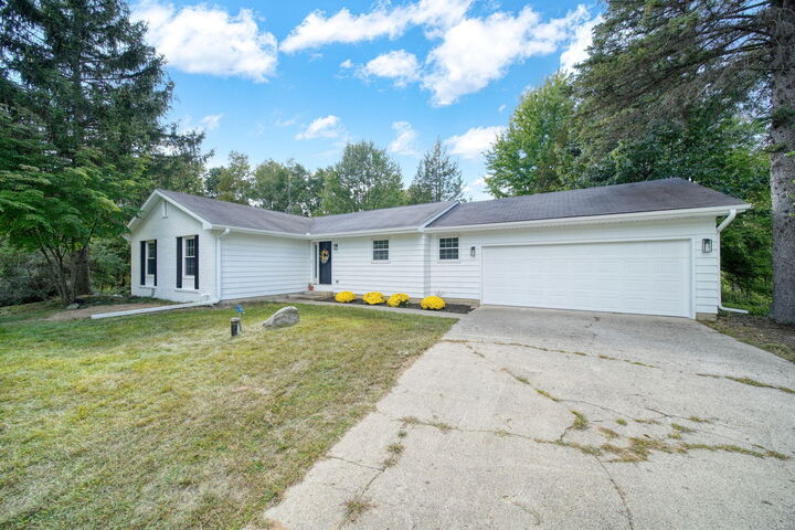 Property Photo:  1865 Lindsey Road  MI 49201 