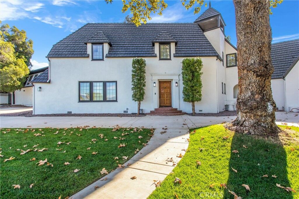 Property Photo:  745 W Sunset Drive  CA 92373 