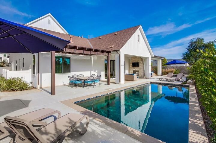 Property Photo:  1221 Gable Court  CA 92069 