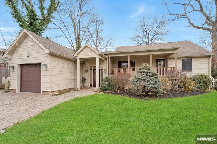 Property Photo:  460 Maple Avenue  NJ 07676 