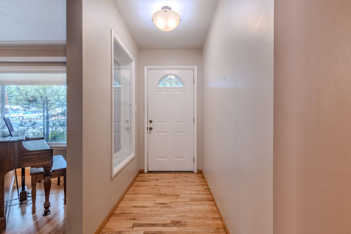 Property Photo:  2130 E Jackson Street  OR 97504 