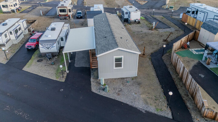 Property Photo:  4074 S Pacific Hwy Highway 10  OR 97501 