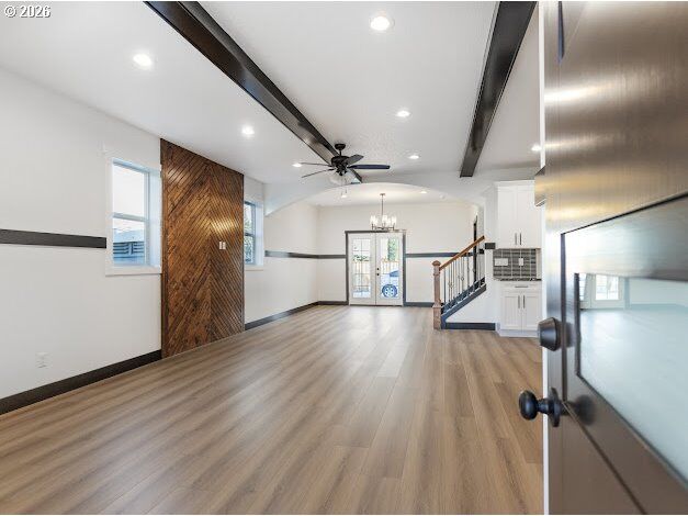 Property Photo:  550 SE 8th Ave  OR 97123 