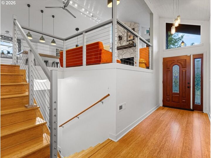 Property Photo:  7005 Debbie Ct  OR 97027 