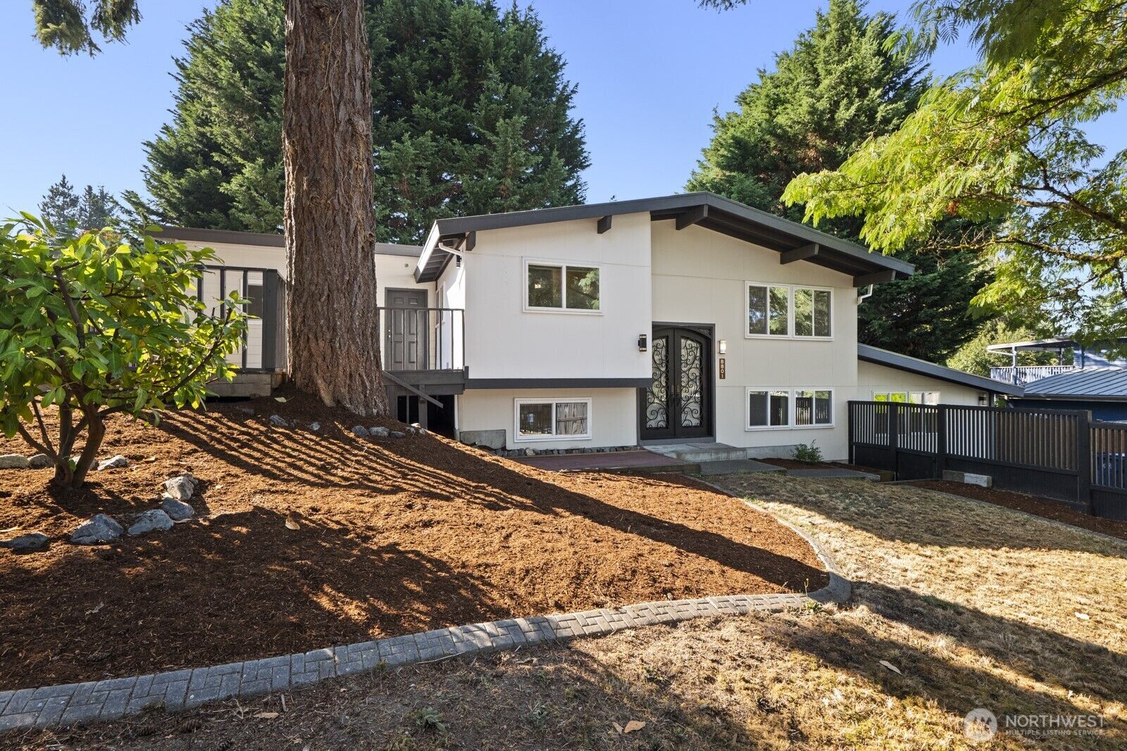 Property Photo: 8801 NE 140th Place WA 98034