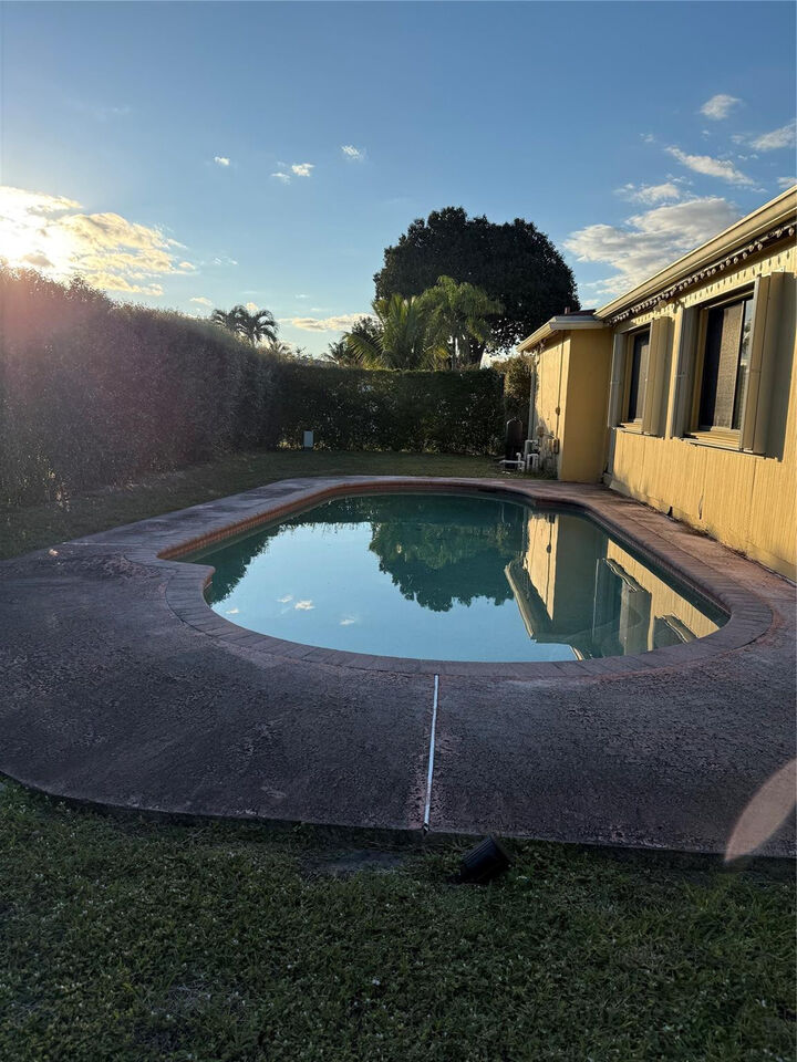 Property Photo:  10750 Eureka Street  FL 33428 